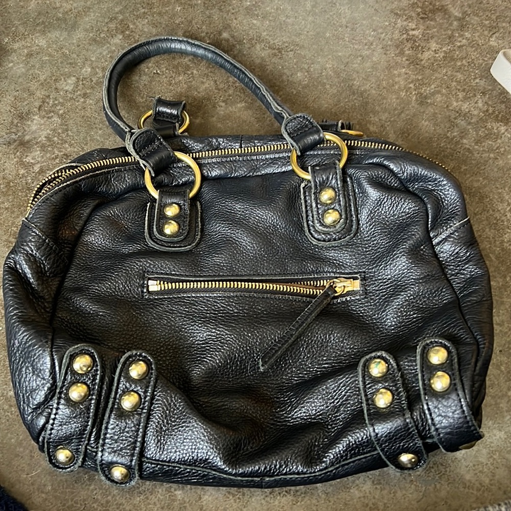 black leather handbag linnea pelle